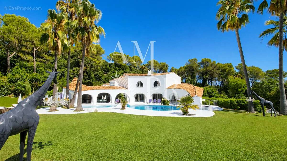 Maison à MOUGINS