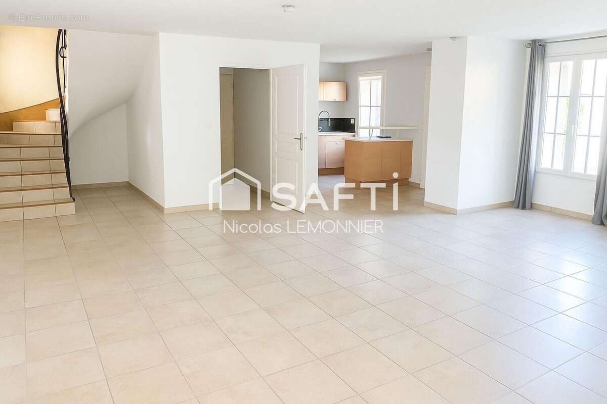 Photo 2 - Maison à BENOUVILLE