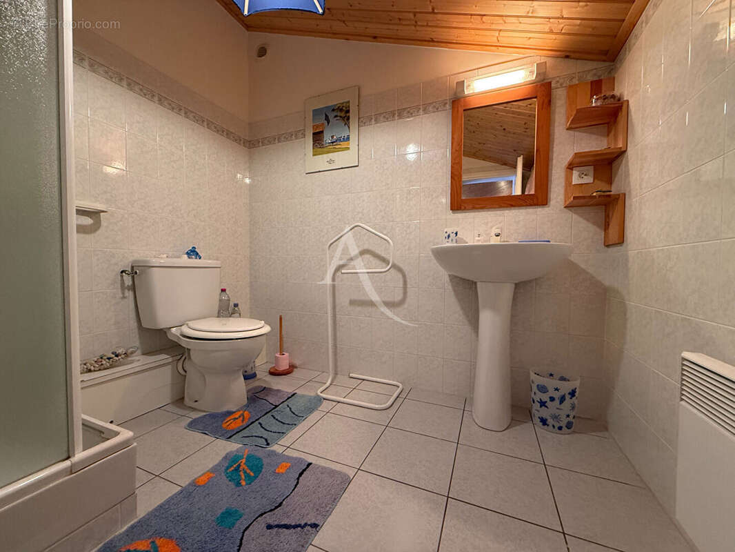 Maison Saint Gilles Croix De Vie 3 pièce(s) 78 m2 - photo 9