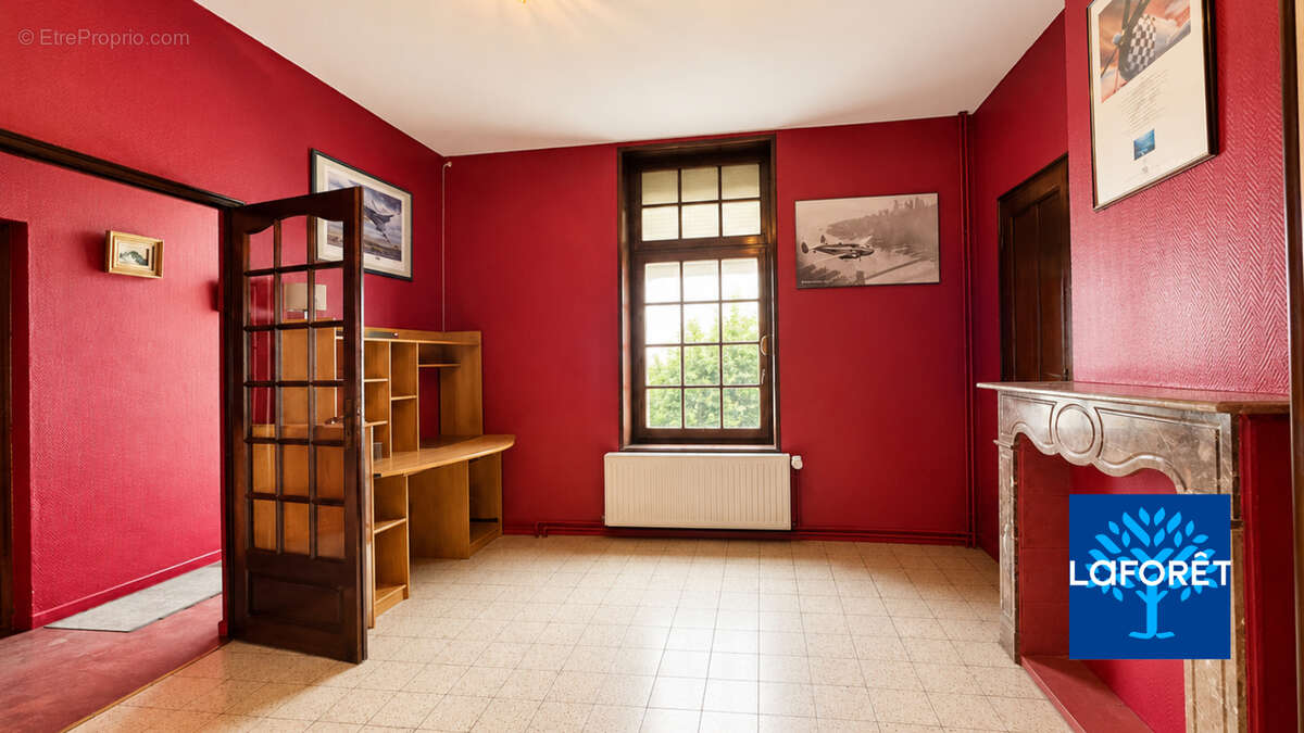 Maison familiale 140 m²   5 chambres  Fort potentiel d'investissement à Anzin - photo 3