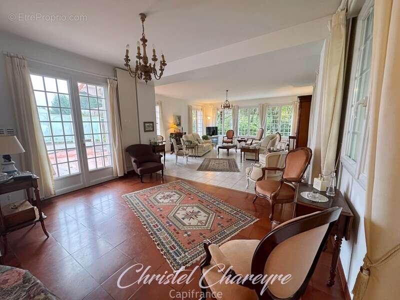 Maison à vendre 8 pièces AIZENAY (85) - photo 16