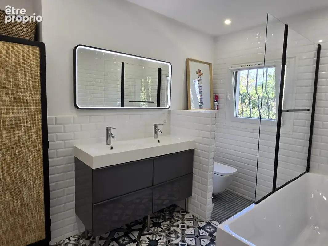 Villa rénovée design avec piscine - photo 17