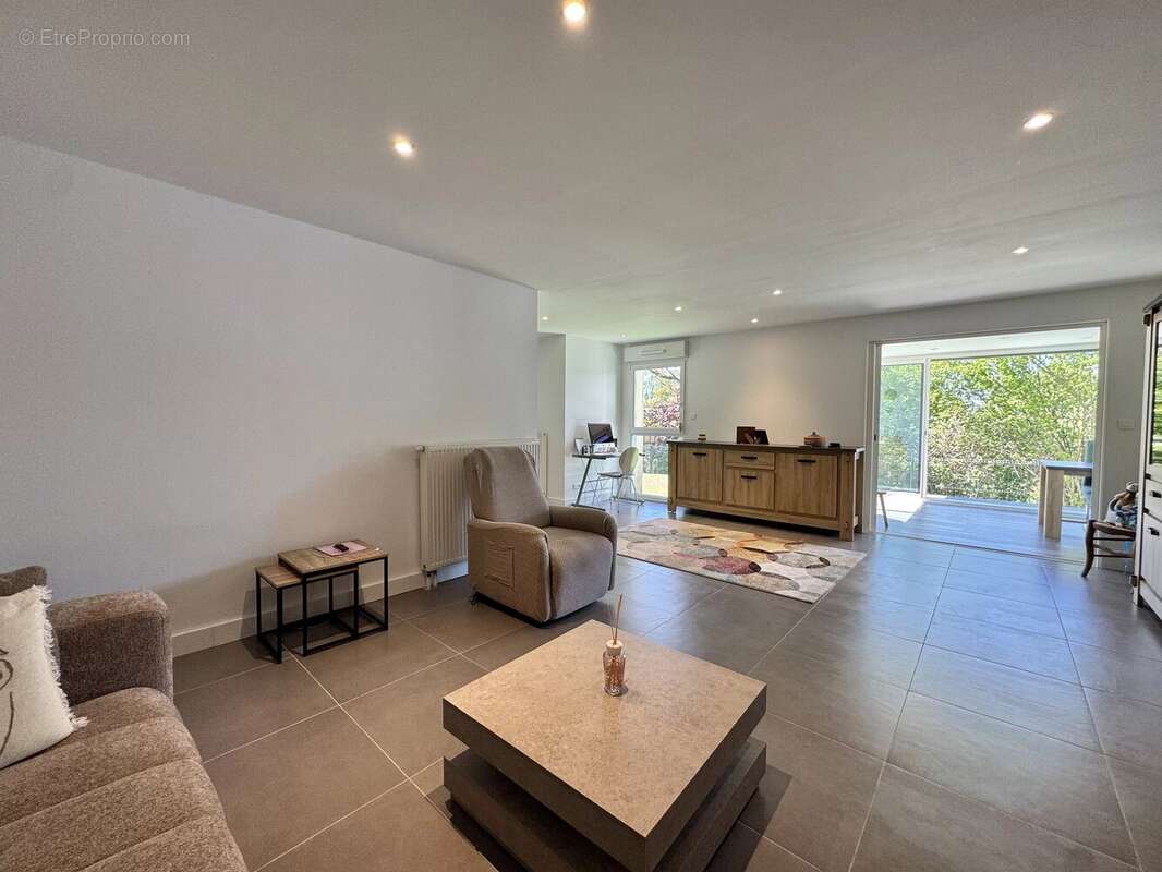 Appartement à DANNEMARIE