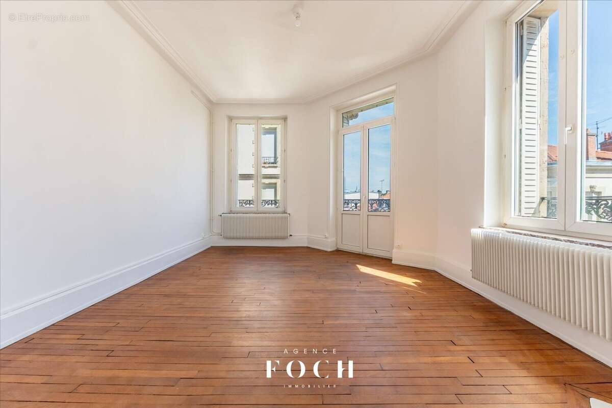 Appartement 59 m² à Nancy  - photo 6