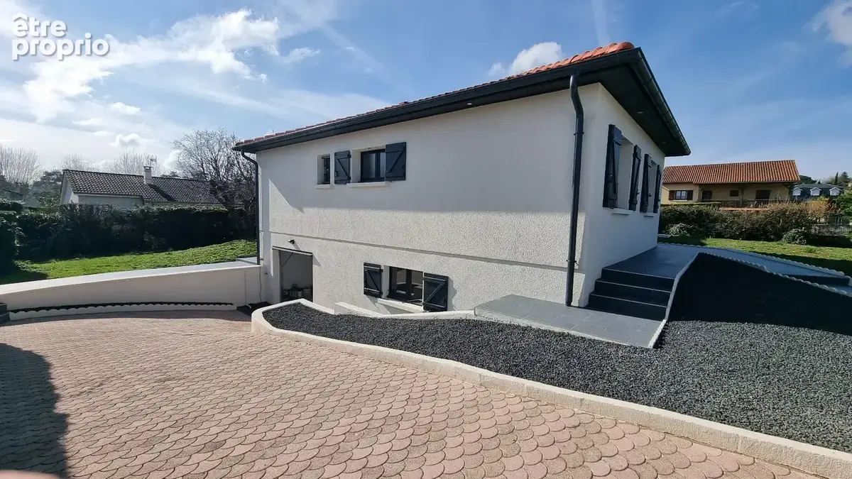 COMMUNAY   Maison entièrement rénovée avec studio indépendant - photo 7