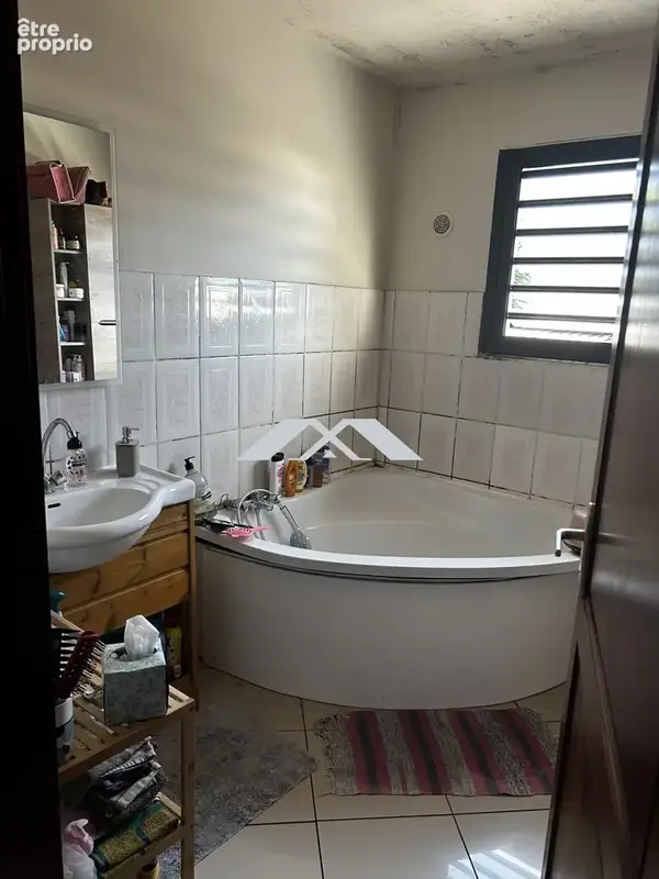 Maison 4 pièces 86 m² à vendre à Saint-Louis (97421) - photo 3