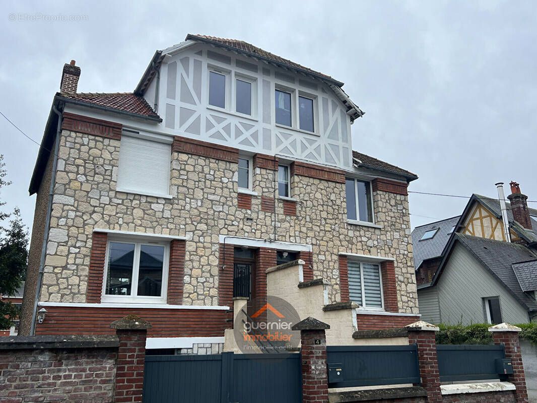 Maison à SOTTEVILLE-LES-ROUEN