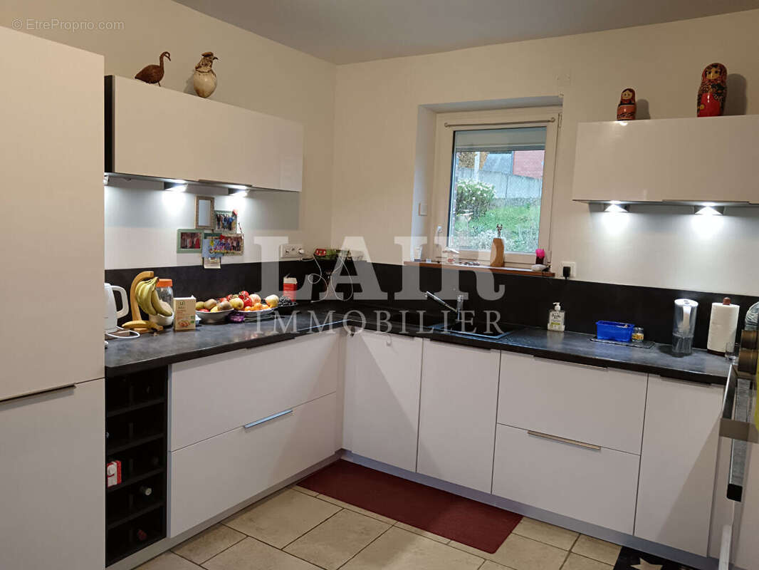 Maison à LE MELE-SUR-SARTHE