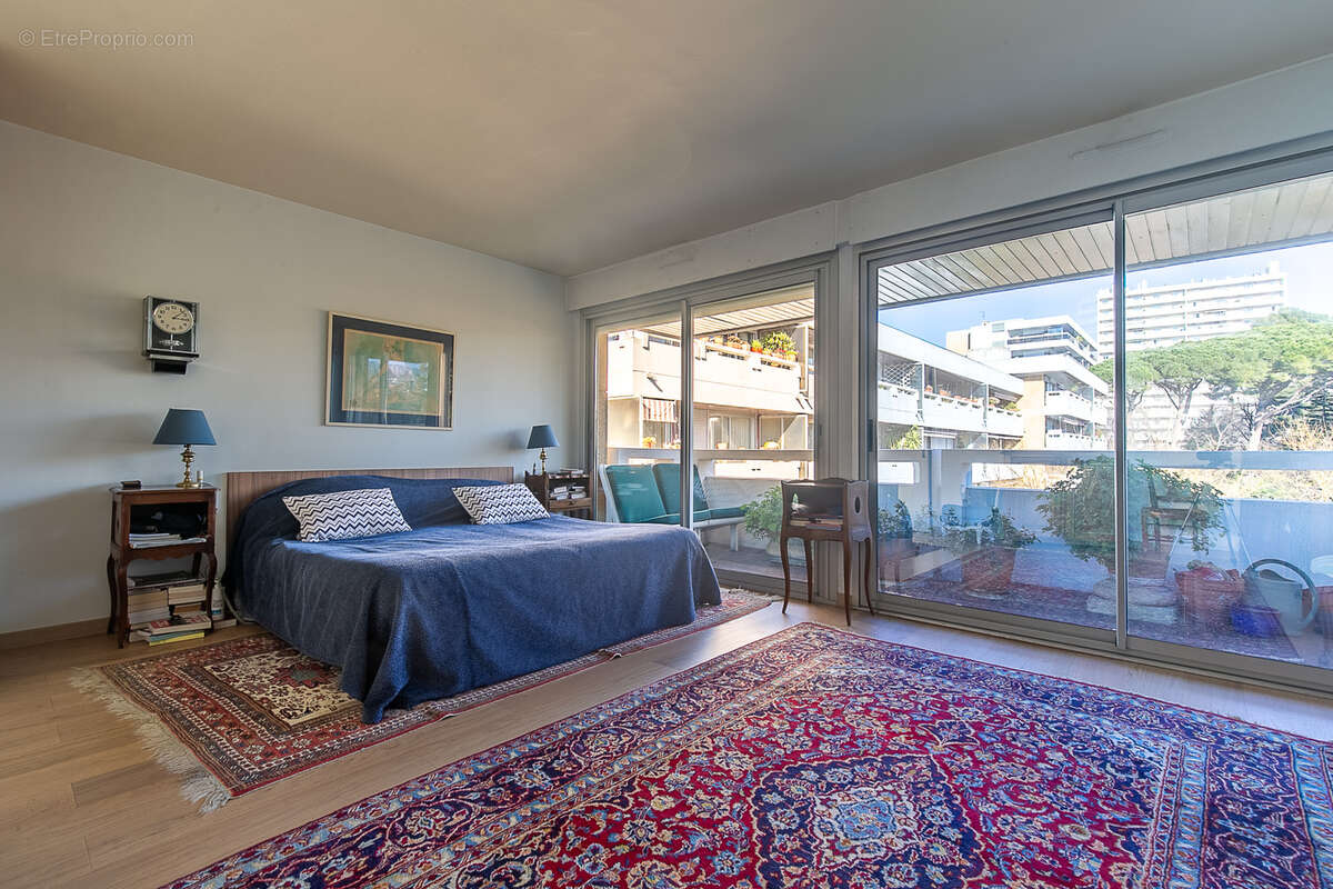 Appartement à MARSEILLE-9E