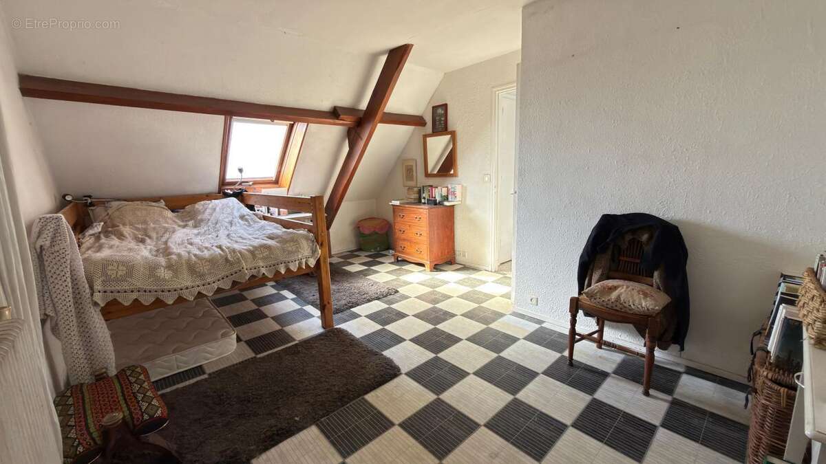 Maison à NEUILLY-PLAISANCE