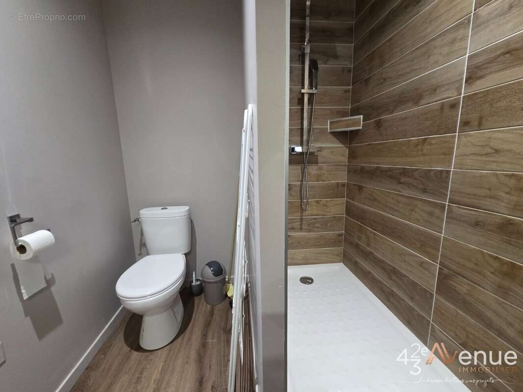 Appartement à SAINT-ETIENNE