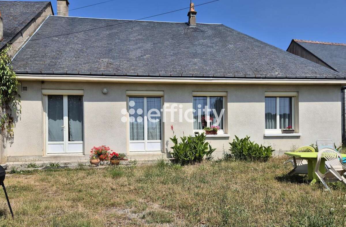 Maison à CHOUZY-SUR-CISSE