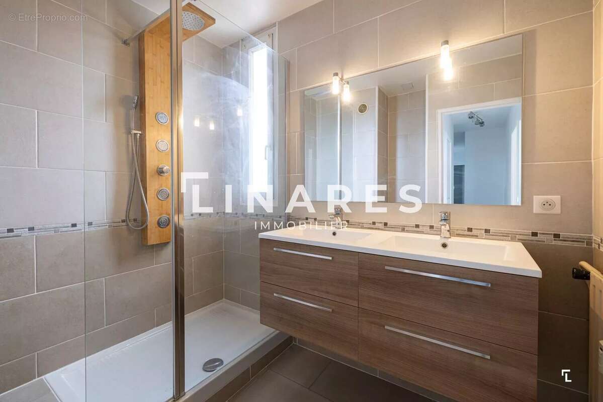 Appartement à MARSEILLE-13E