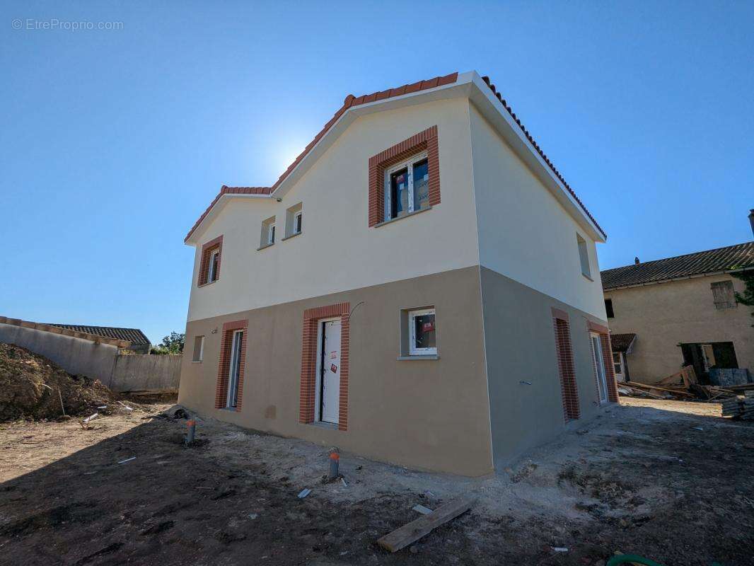 Maison à SAINT-JORY