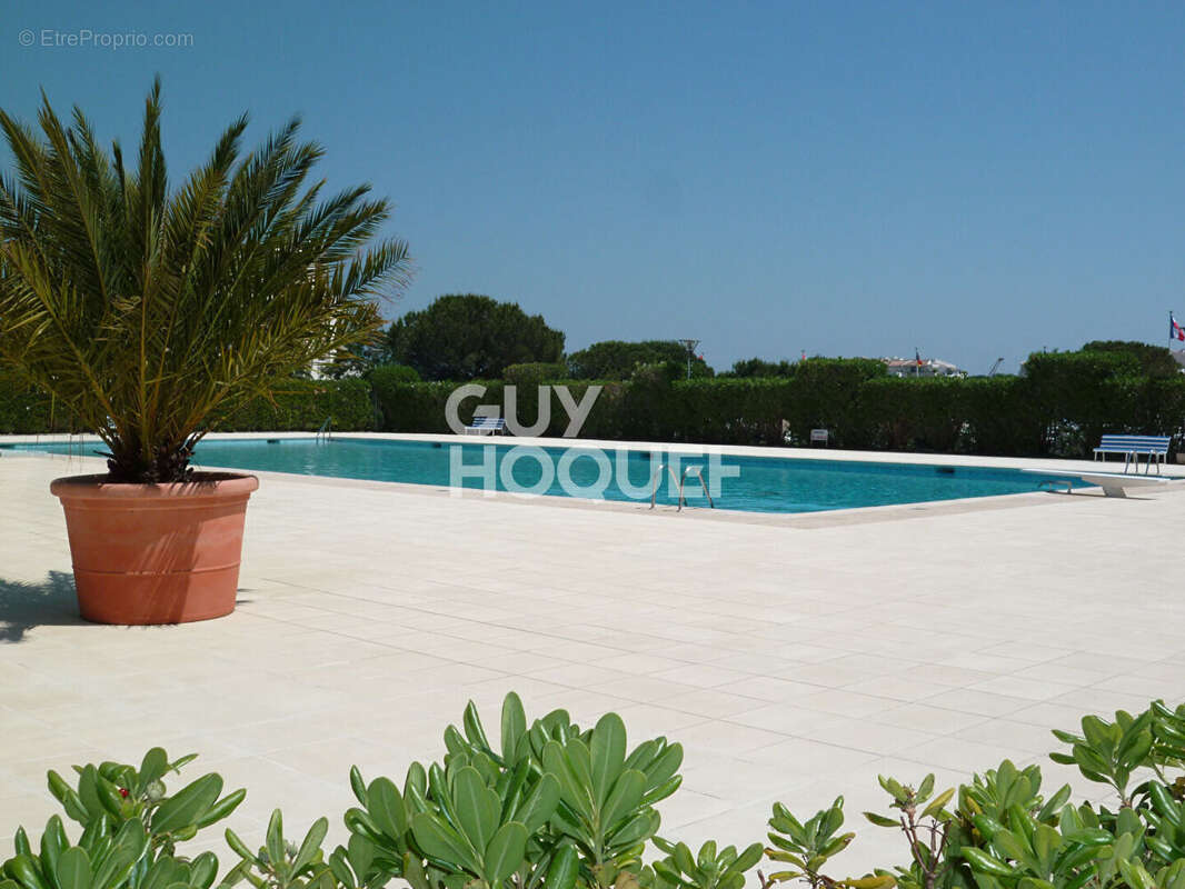 Appartement à MANDELIEU-LA-NAPOULE