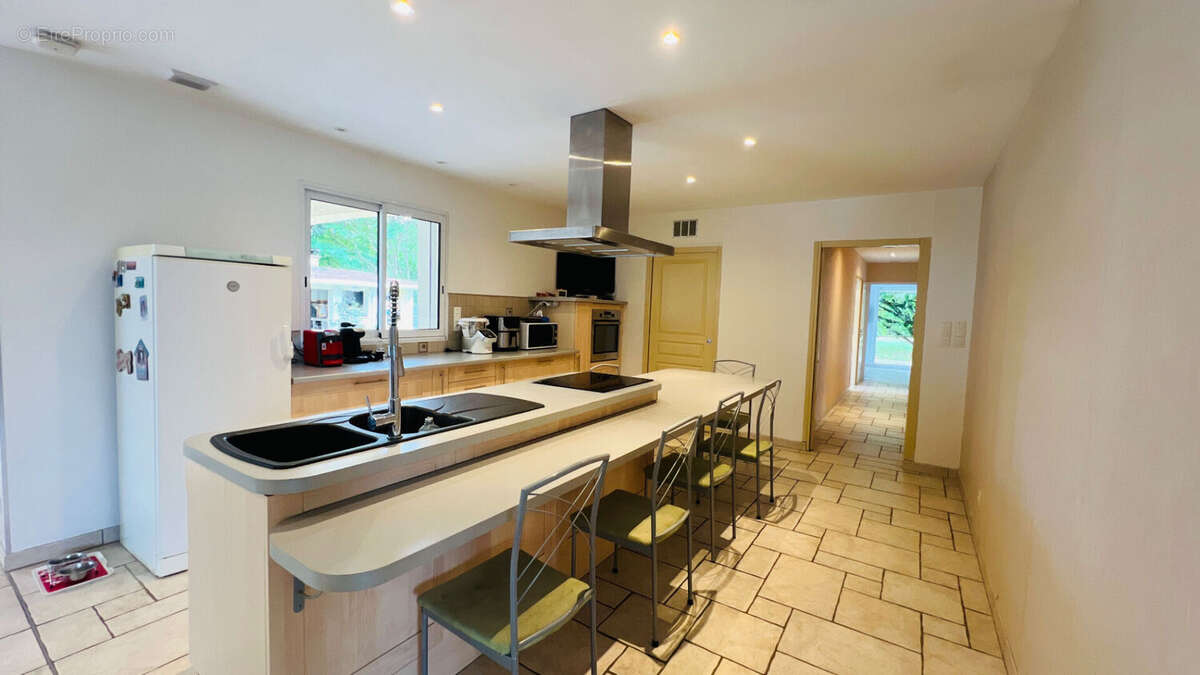 Maison à SAINT-DENIS-EN-BUGEY