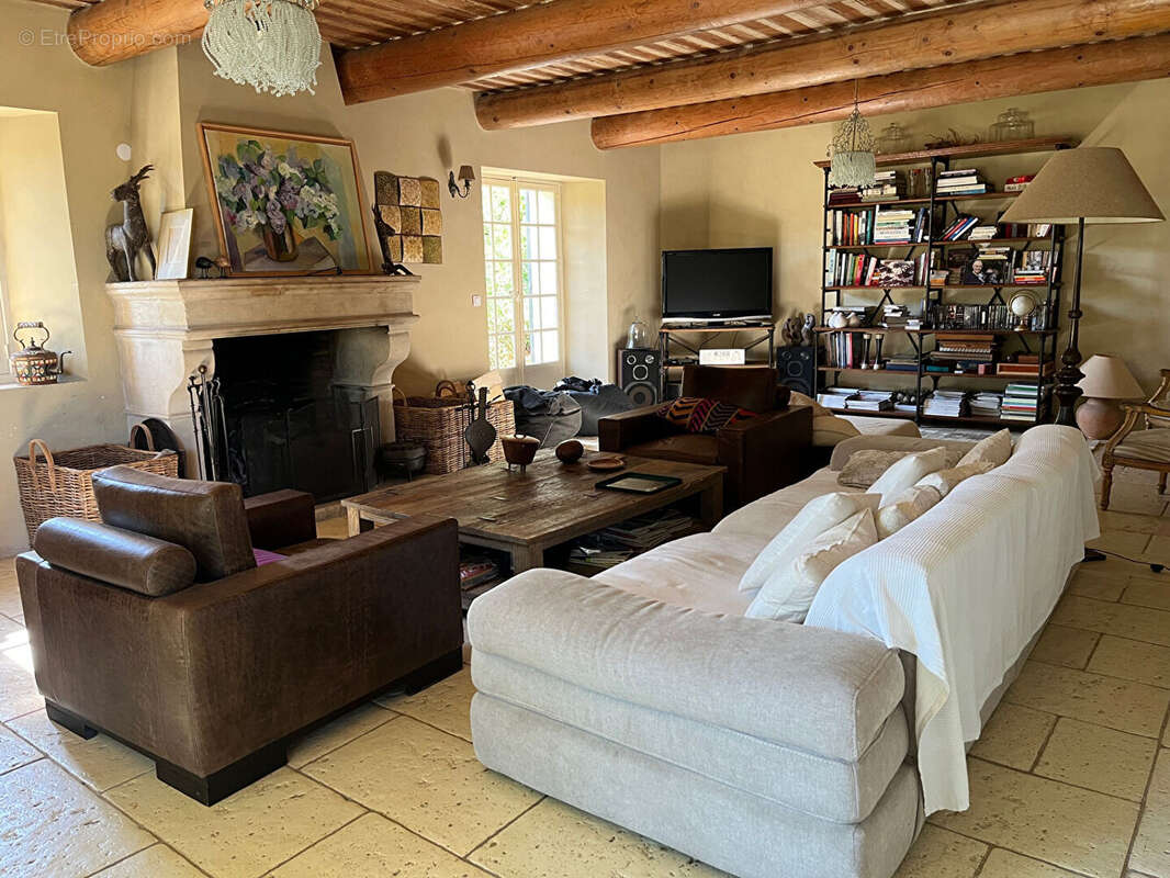 Maison à PLAN-D'ORGON