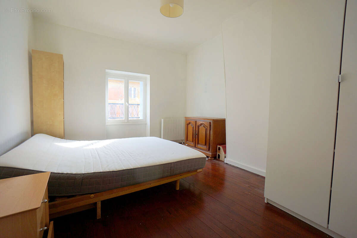 Maison à MEZIERES-SUR-SEINE