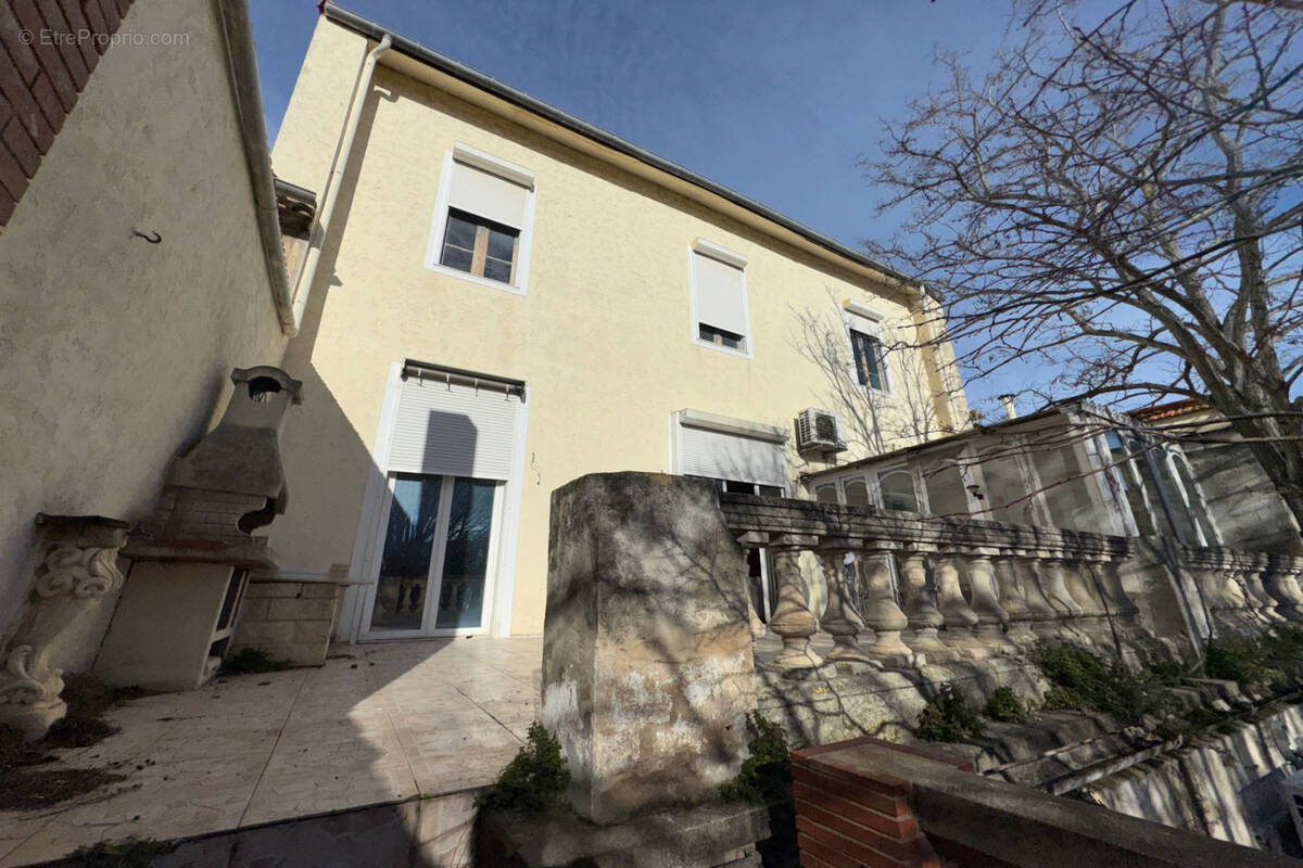 Maison à LEZIGNAN-CORBIERES