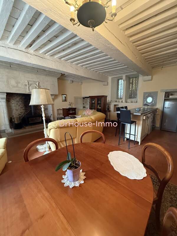 Maison à SAINT-MARCEL