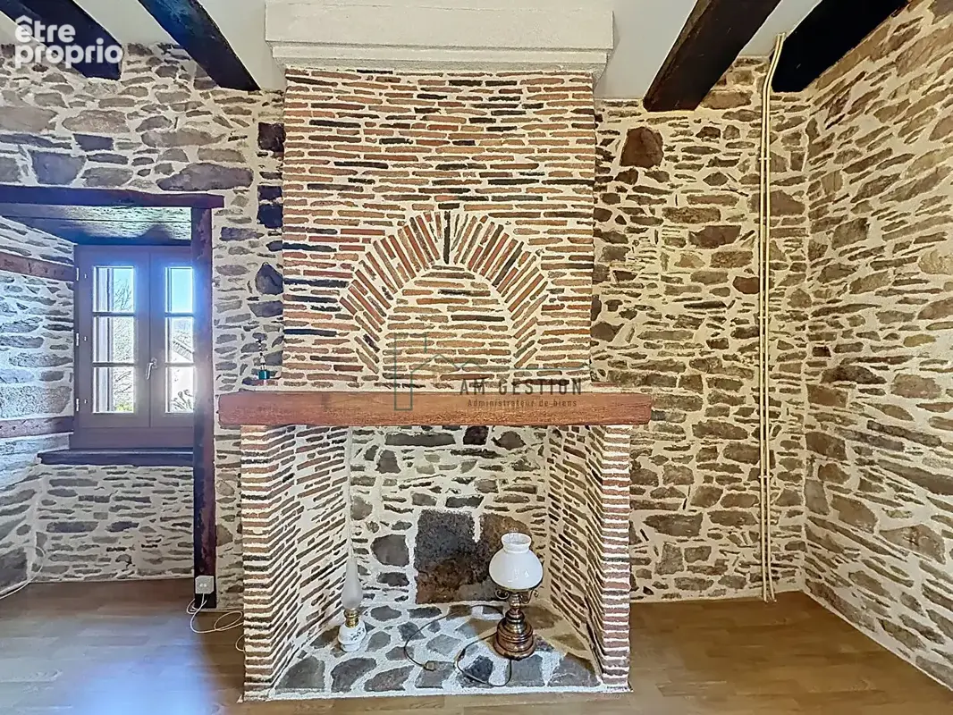 Maison de 1661, 3 chambres, sous-sol complet - photo 3