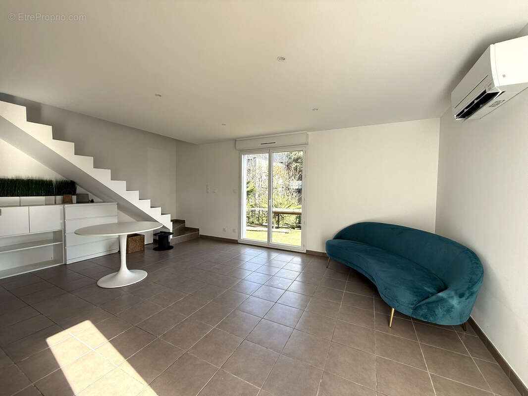 Commerce à CASTANET-TOLOSAN