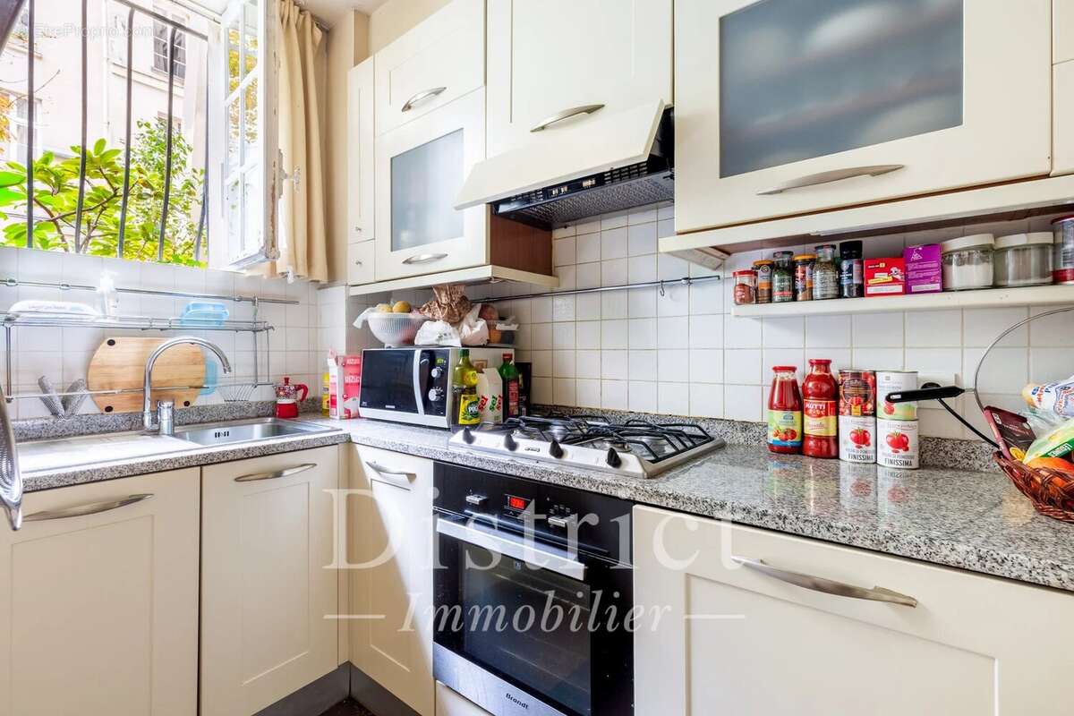 Appartement à PARIS-4E