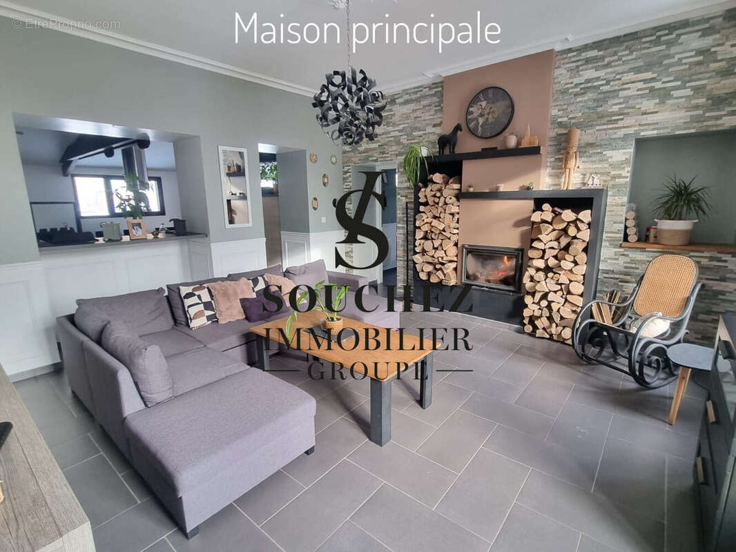 Maison à MONT-SAINT-ELOI