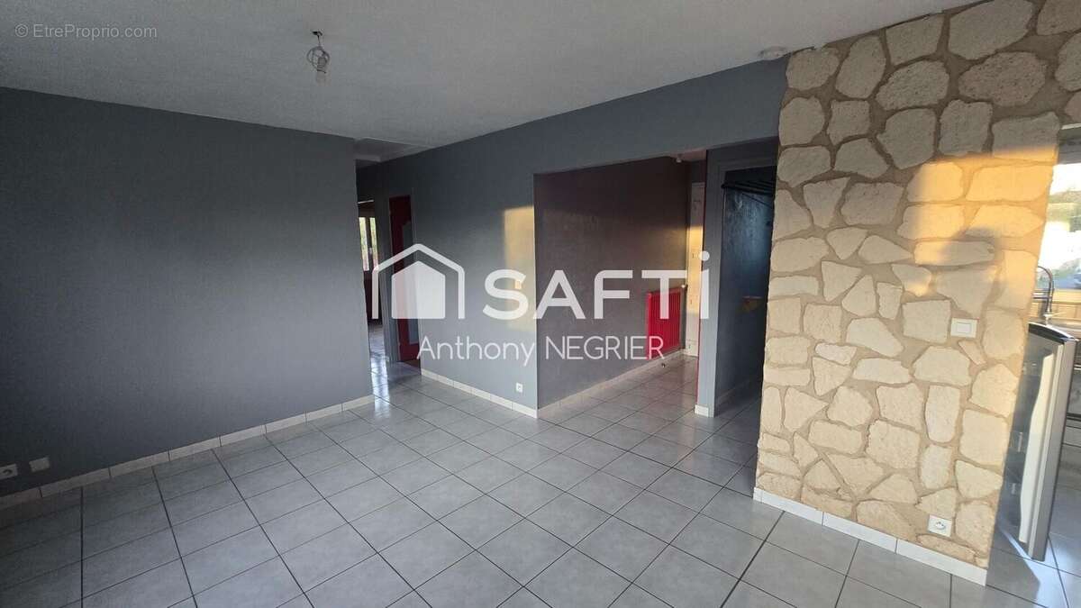 Photo 3 - Maison à CONDE-SUR-NOIREAU