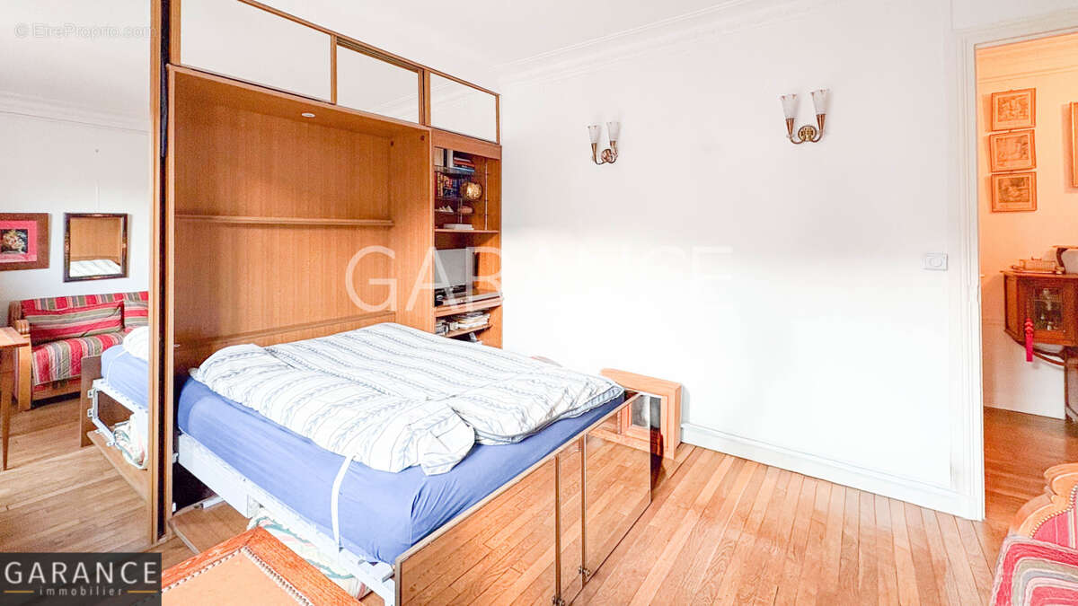 Appartement à PARIS-12E