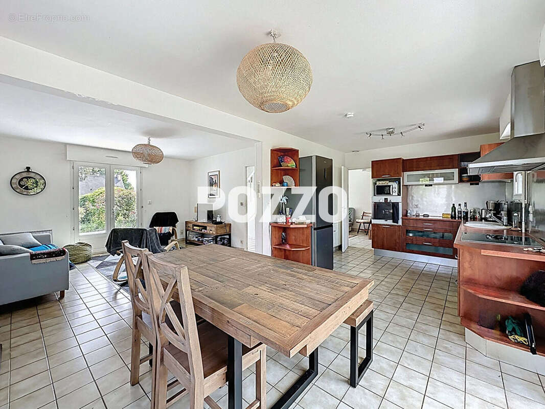 Maison à DRAGEY-RONTHON