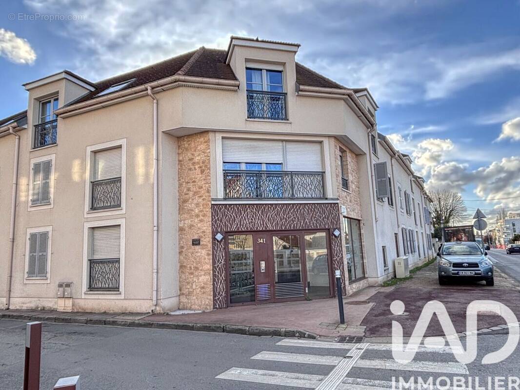 Photo 1 - Appartement à MOISSY-CRAMAYEL