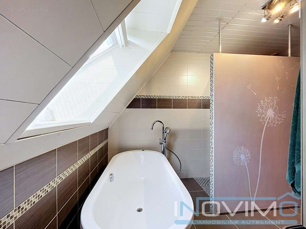 Maison 182 m² à Eperlecques  - photo 6