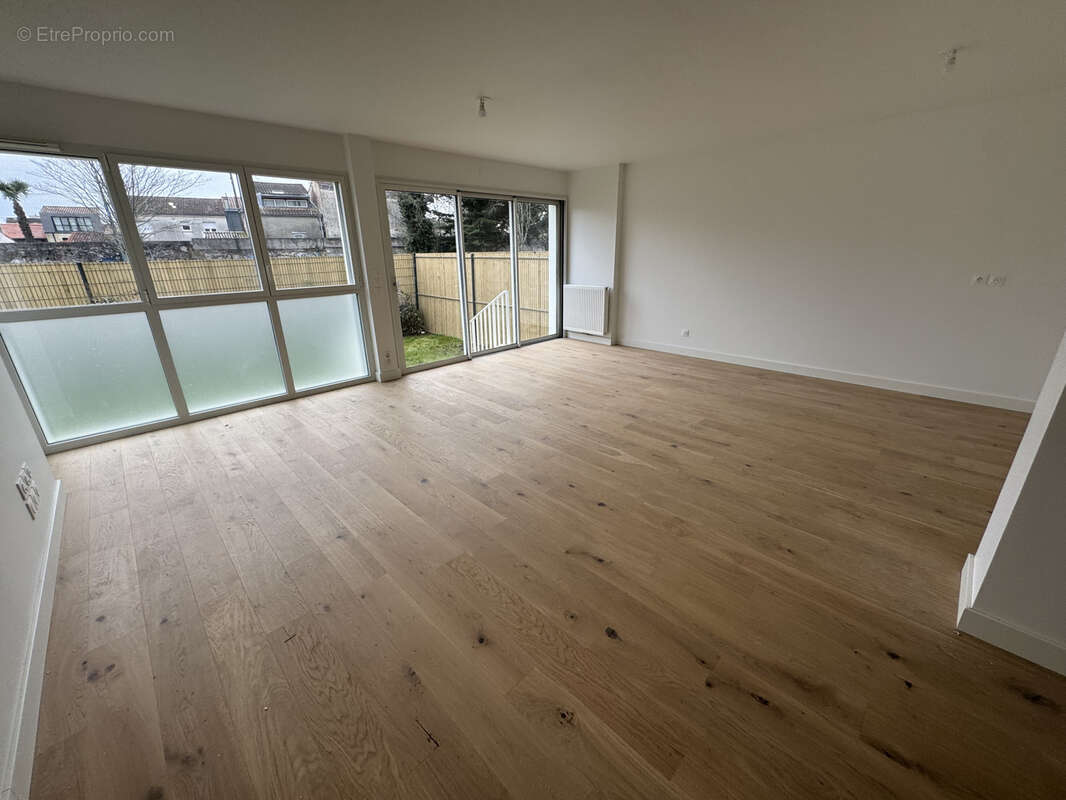 Appartement à TALENCE