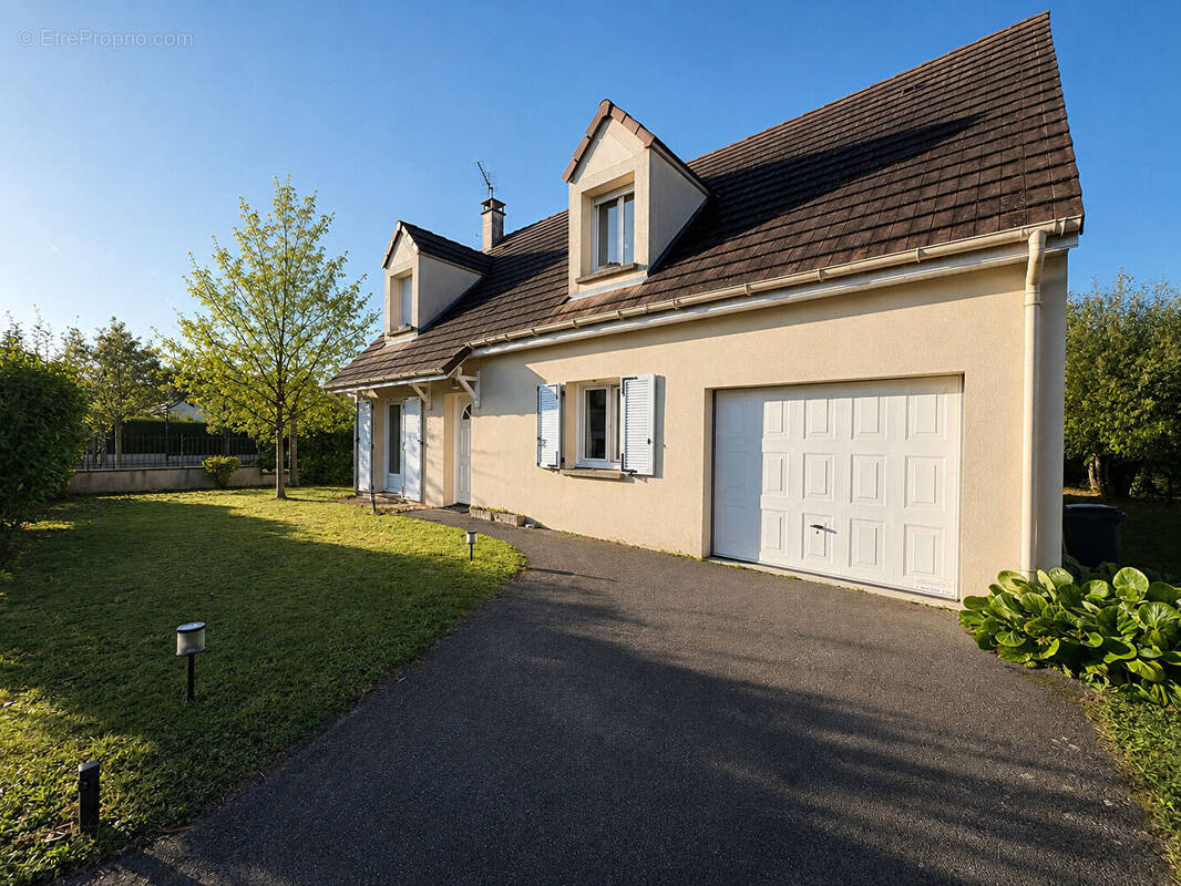 Maison à VILLEJUST