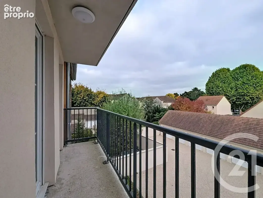 Appartement 2 pièces 45 m² à vendre à Nangis (77370) - photo 4