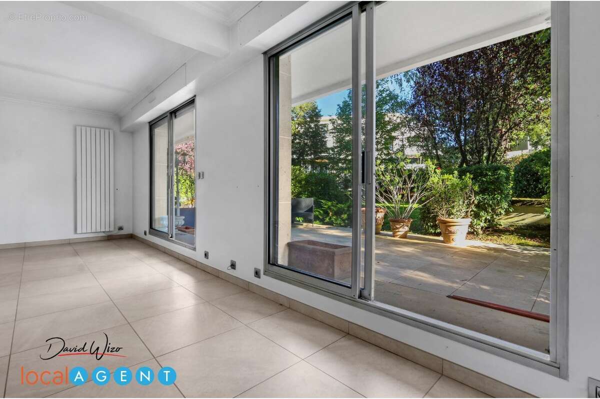 Appartement à LE PLESSIS-ROBINSON
