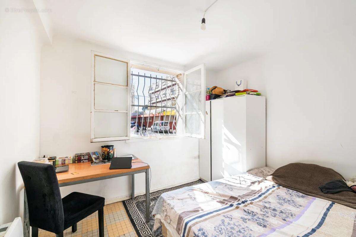 Appartement à MARSEILLE-14E