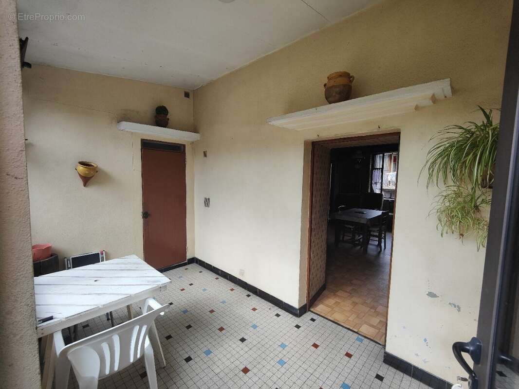 Calmont-maison avec jardin a renover - photo 7