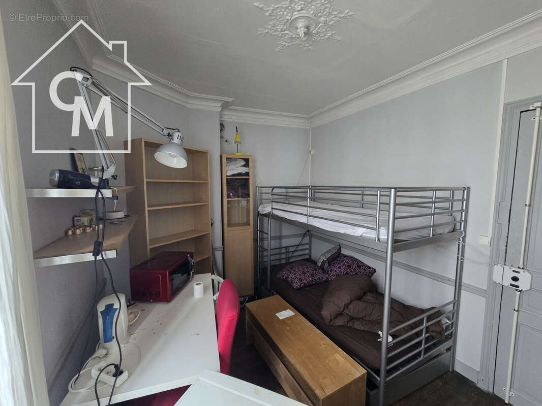 Studio 11,81 m2   Paris 17ème   Rue Legendre - photo 2