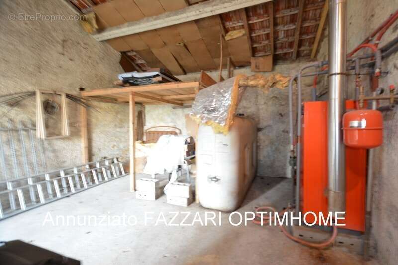 Maison à MONT-DEVANT-SASSEY