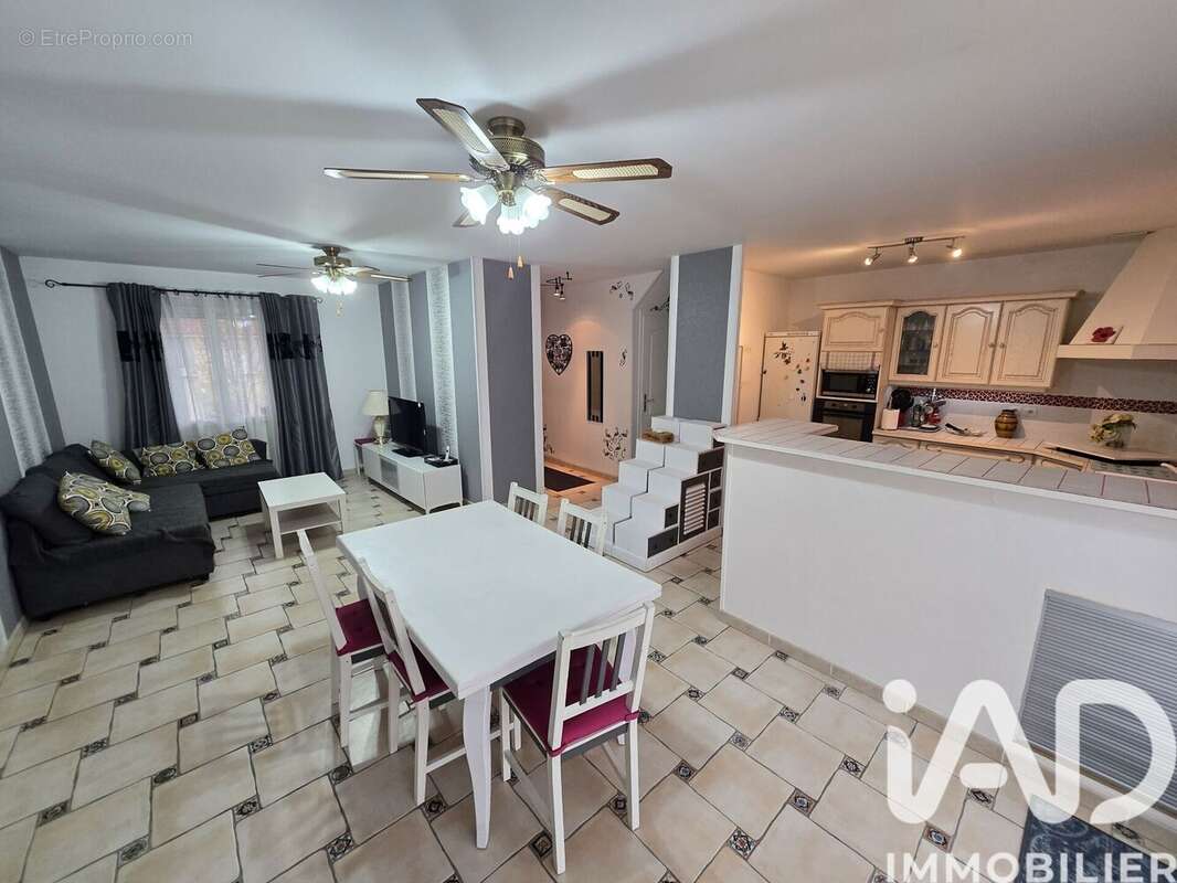 Photo 3 - Maison à NEUFCHATEL-SUR-AISNE