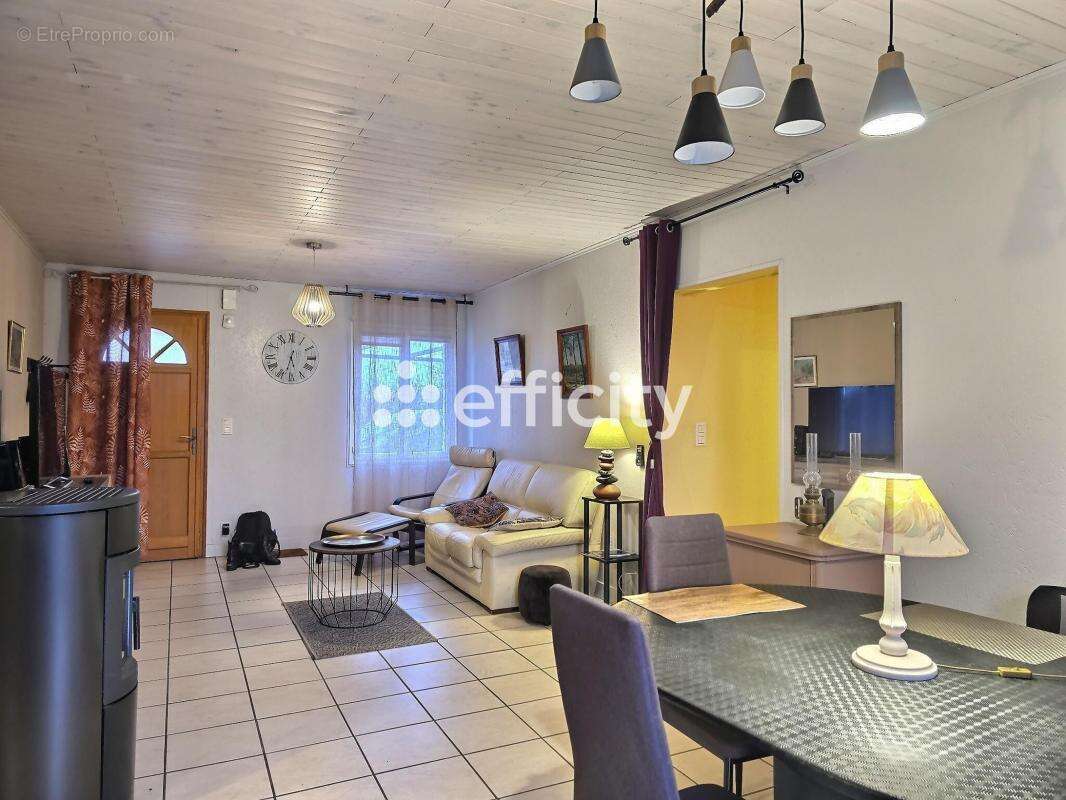 Maison à SAINT-LOUP