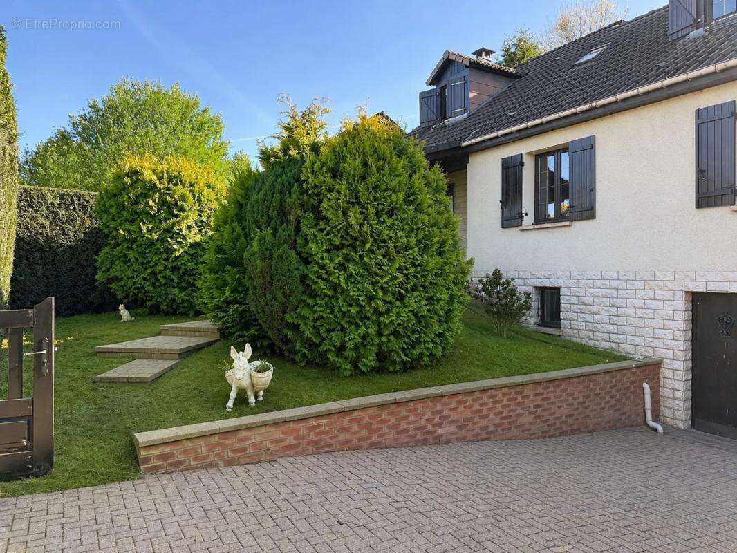 Maison à BEHREN-LES-FORBACH