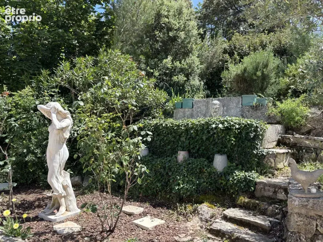 Lorgues, maison sur 2 030 m² de terrain avec studio et piscine - photo 6