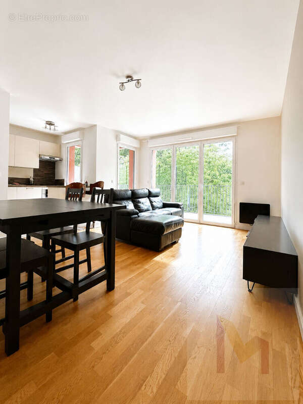 Appartement à VILLEMOMBLE