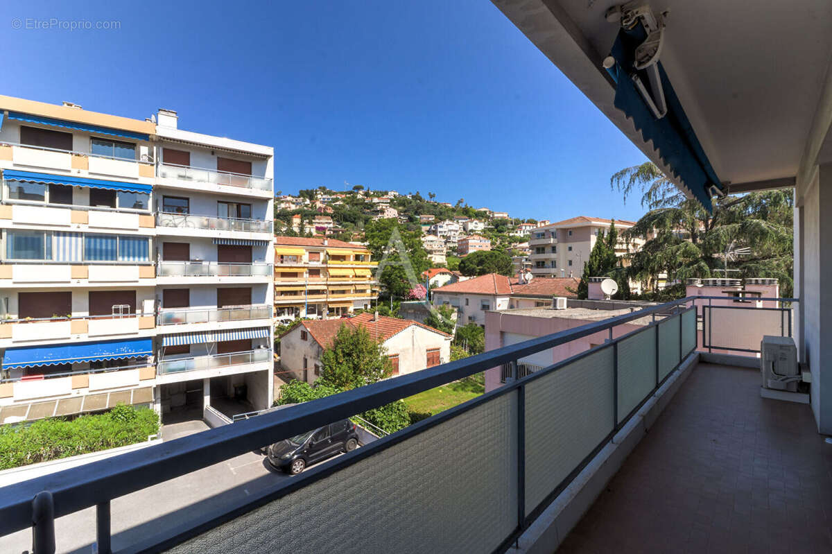 Appartement à MANDELIEU-LA-NAPOULE