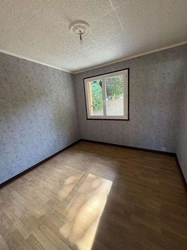 Maison 80 m² à Saint-Desir  - photo 3