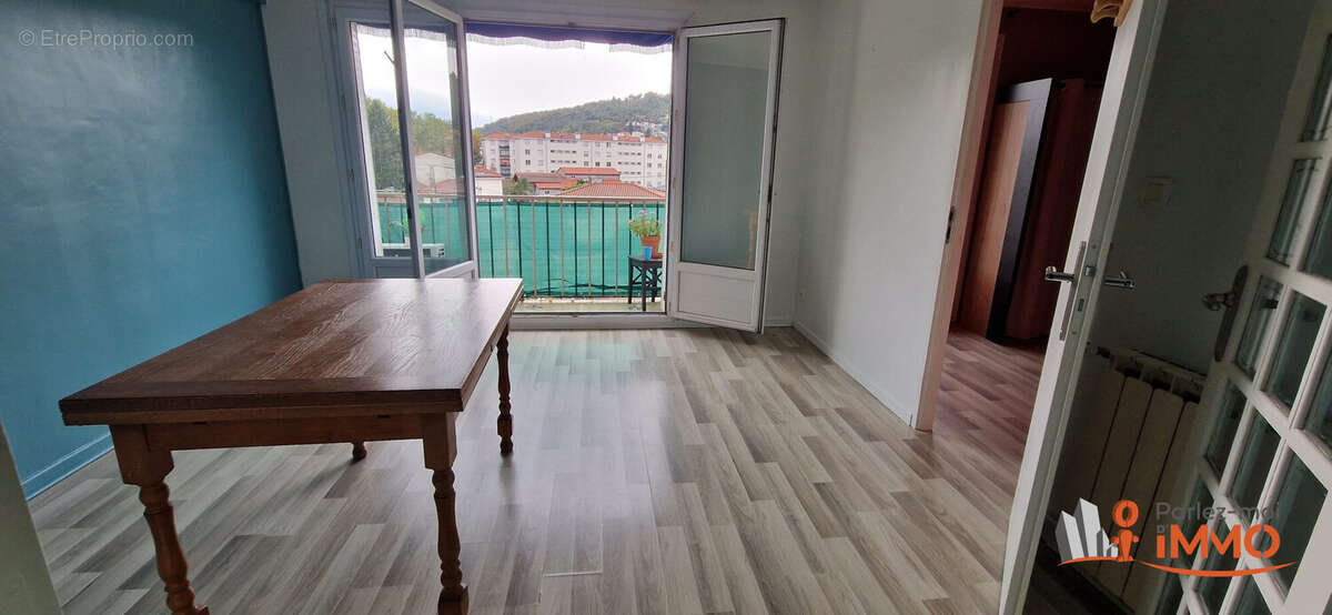 Appartement à GIVORS