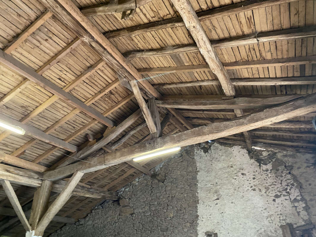 Maison à PRESSIGNAC